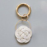 Hare Mizuhiki Hare Mizuhiki Knotenanhänger Vierblättriger Knoten Pflaumenknoten Taschenanhänger in Paulownia-Box