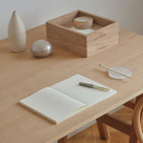 MDノート MD PRODUCT A5 1日1ページ 端カット用ミシン目入り リニューアル 無罫 ドット方眼 デイリーログ 日記 振り返りノート 日々の記録 シンプル 素朴 無地 日記帳 文具好き MDプロダクト