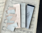 大枝活版室 OEDA LETTERPRESS 5 word label book ラベルブック Gray & Beige paper グレー ベージュ ペーパー ラベル メモ メモ帳 カード メッセージカード 手帳 ミシン目 活版印刷 コラージュ