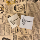 パティシエハリネズミ スタンプ 30×30mm 手に何かを持つハリー 猫のミーコ 運ぶパティシエ コロロ ハリー チップ 丸いクッキー缶 クラシック角っこお花 スキレット 丸皿 パンダ ひよこ 角