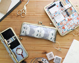 るぅの がま口ペンケース 猫の街 手鏡 猫の顔 ねこ ネコ 猫 がま口 ペンケース 筆箱 筆入れ ポーチ ネイビー ブルー グレー おしゃれ ハンドメイド カジュアル RUNO Pen case Neko cat