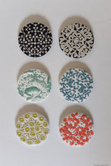 Classiky 点と線模様製作所 刺繍缶バッチ KS-NH062 缶バッジ