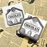 Konditor Igel-Stempel, 58 x 58 mm, Geschenkbox, Shop, Süßwarenladen, Umschlag, Schokoladendose, Hausumschlag, Inhalt im Inneren des Hauses, Roy das Schaukelpferd, Gacha, Gacha Shop