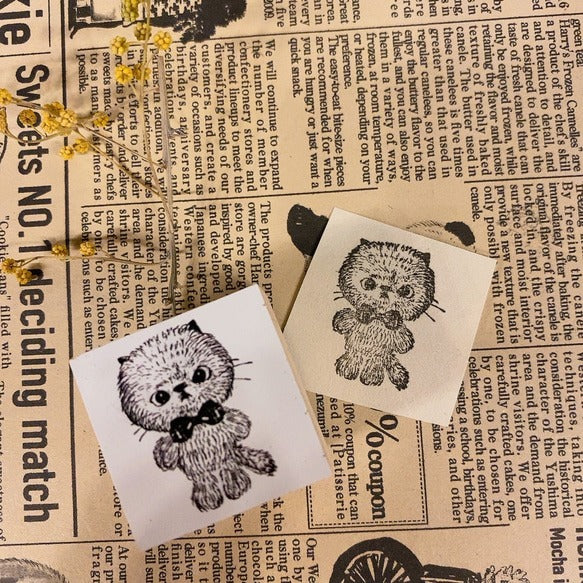 パティシエハリネズミ スタンプ 30×30mm 手に何かを持つハリー 猫のミーコ 運ぶパティシエ コロロ ハリー チップ 丸いクッキー缶 クラシック角っこお花 スキレット 丸皿 パンダ ひよこ 角