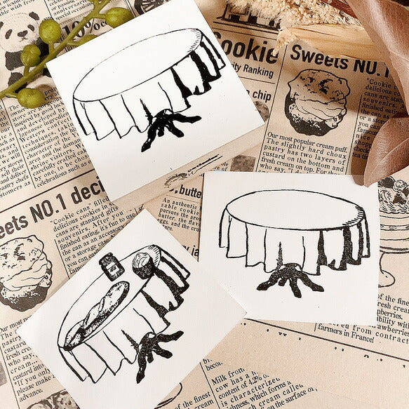 パティシエハリネズミ スタンプ 58×58mm 座り心地のいい椅子 パールのフレーム ブランコ タイプライター ハリー ガーベラ オーバルのお皿 お店のテーブル アンティークのドア 自転車でパンの配達