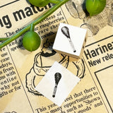 パティシエハリネズミ スタンプ 12×12mm お菓子 クッキー アップルパイ さくらんぼ ドーナツ キャンディ ショートケーキ ペンギン プレゼント 目玉焼き はかり 泡立て器 椅子 シマエナガ