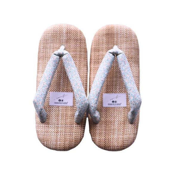 Amazon.com: Exceart japanese wooden slippers japanese wooden clogs clog  slippers for women non skid slippers for women japanese wooden clog sandals  wood kids flops Spa baby the slide Bamboo : Health &